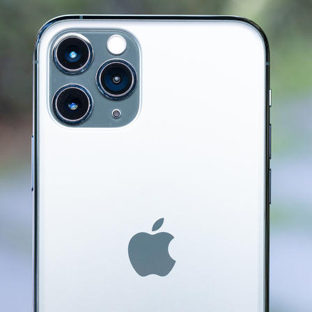 iPhone 11 Aluminium