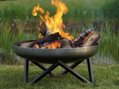 Warum einen Feuerkorb im Garten haben?
